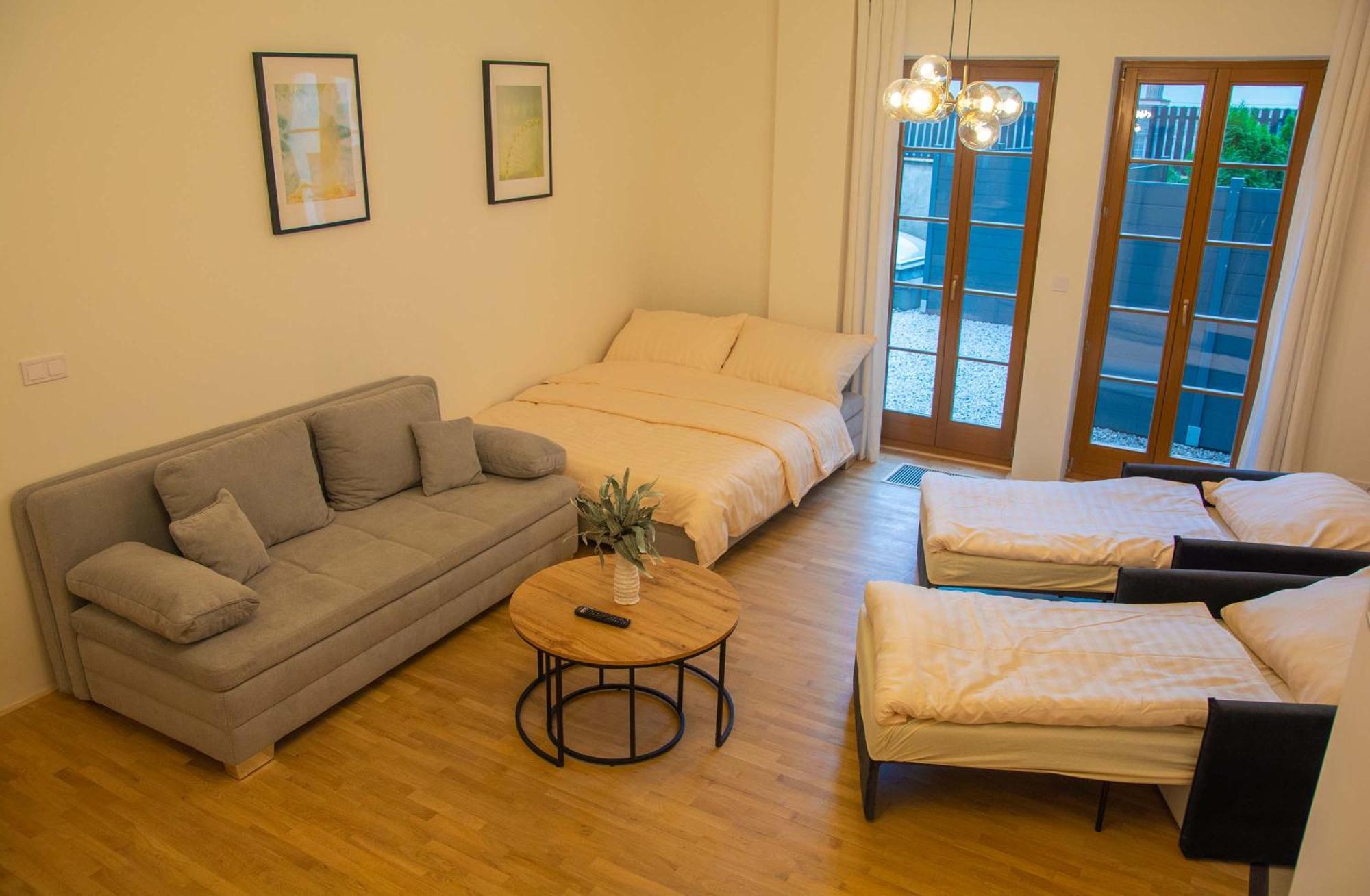 New City Centre Garden Apartment - Central Location Praha Exteriér fotografie
