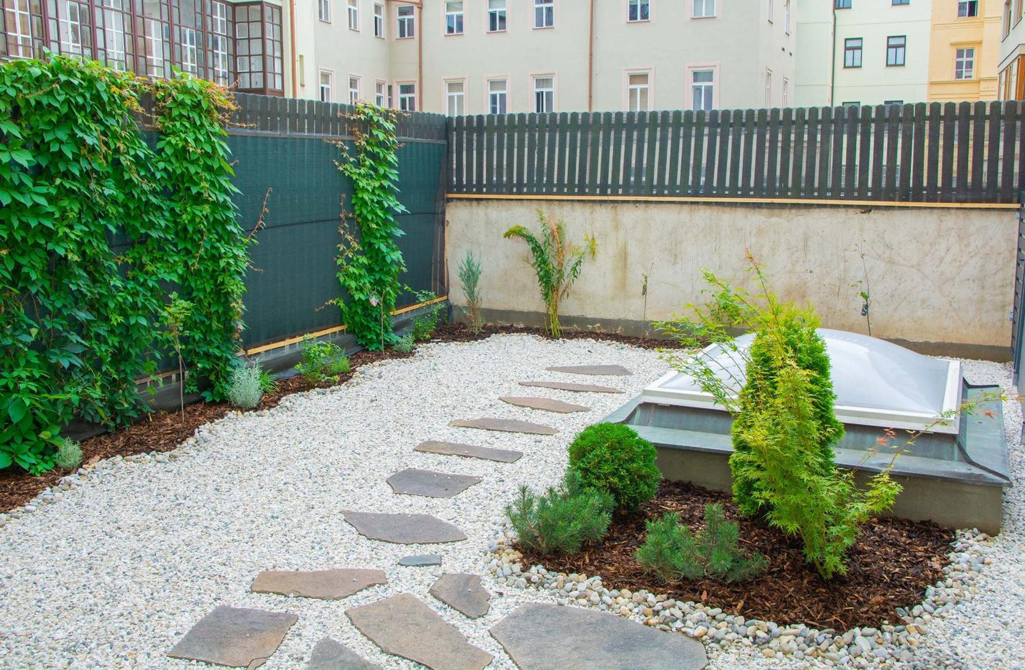 New City Centre Garden Apartment - Central Location Praha Exteriér fotografie