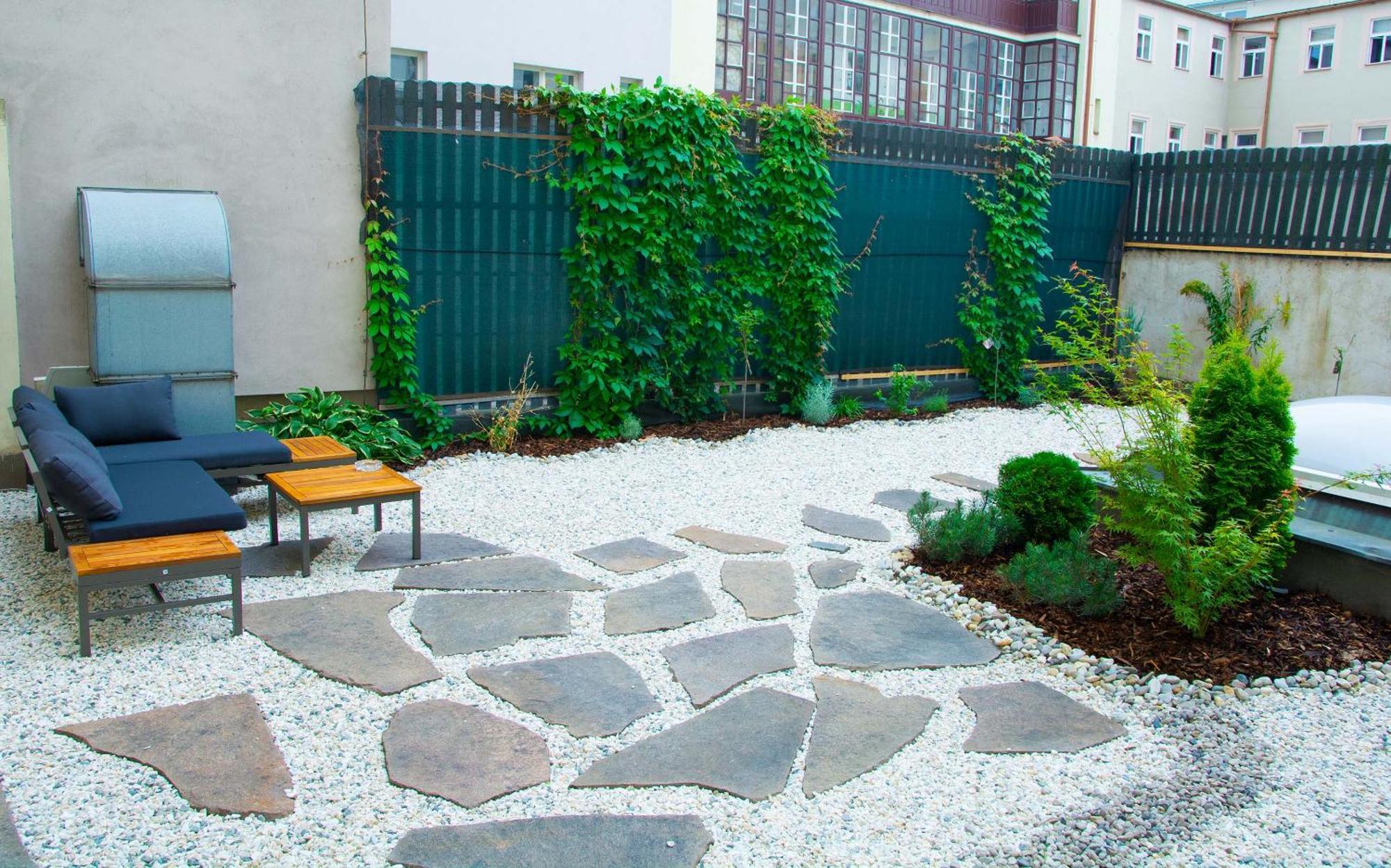 New City Centre Garden Apartment - Central Location Praha Exteriér fotografie